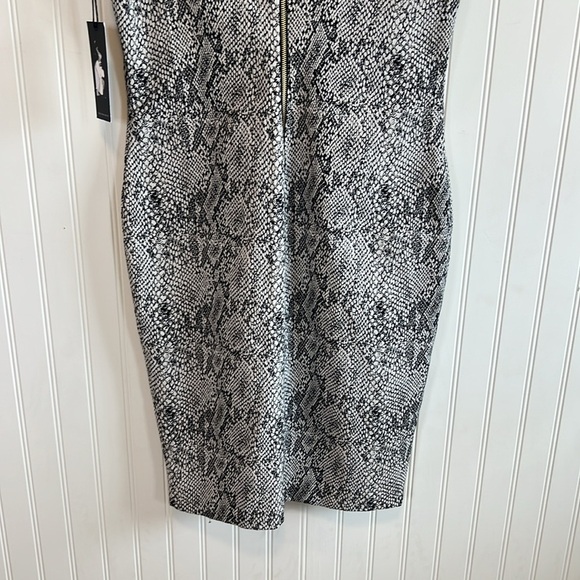 Hunter Bell Sleeveless Snake Print Dress size large NWT - Picture 6 of 11